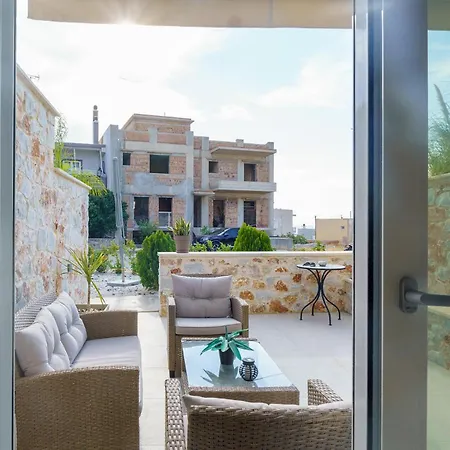 Vakakis Family Luxury Studios 2 Palaiochora Exterior photo