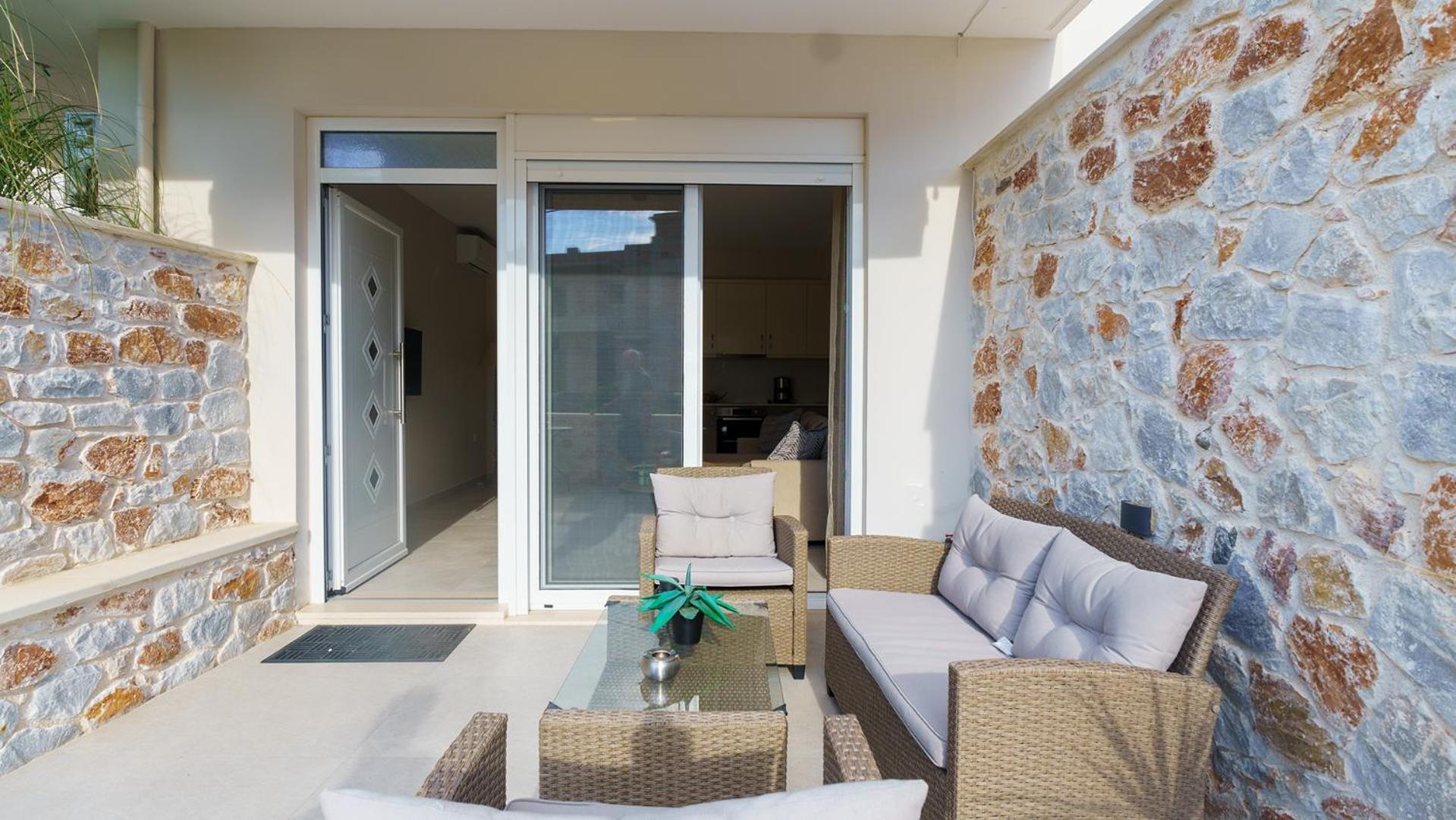Vakakis Family Luxury 2 Apartment Palaiochora